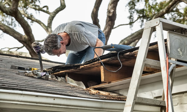 Roofing Maintenance in Genesee County